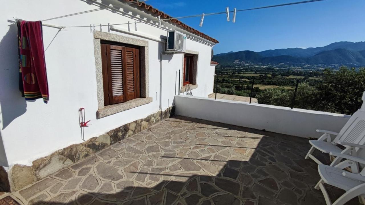 Casa L'Ulivariu Affittacamere ซาน เตโอโดโร ภายนอก รูปภาพ