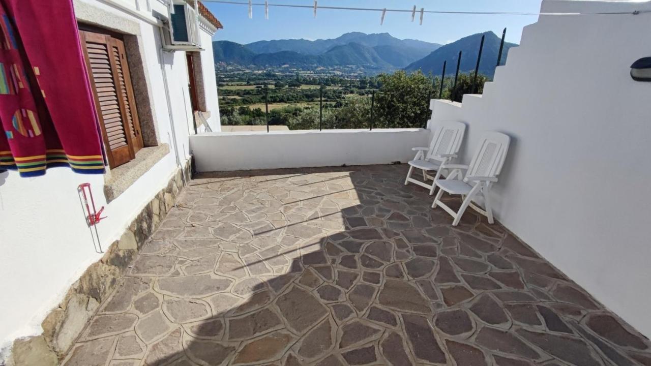 Casa L'Ulivariu Affittacamere ซาน เตโอโดโร ภายนอก รูปภาพ
